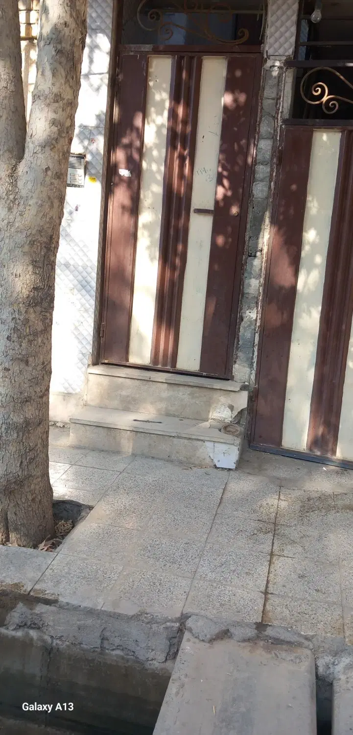 خانه فروشی در سیمتری انقلاب