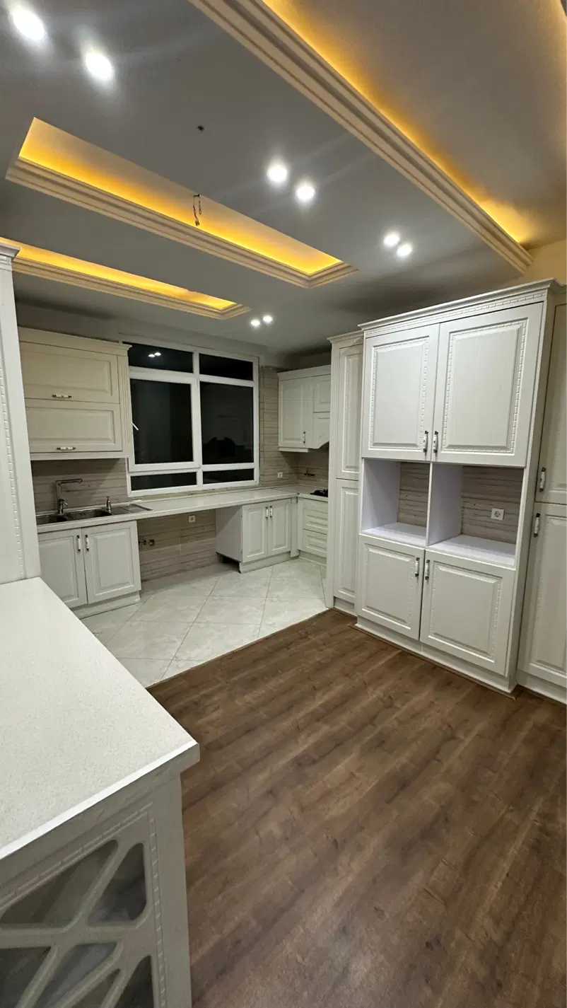 ۸۰ متر ( تاپ لوکیشن _ شیک ) فردوس غرب