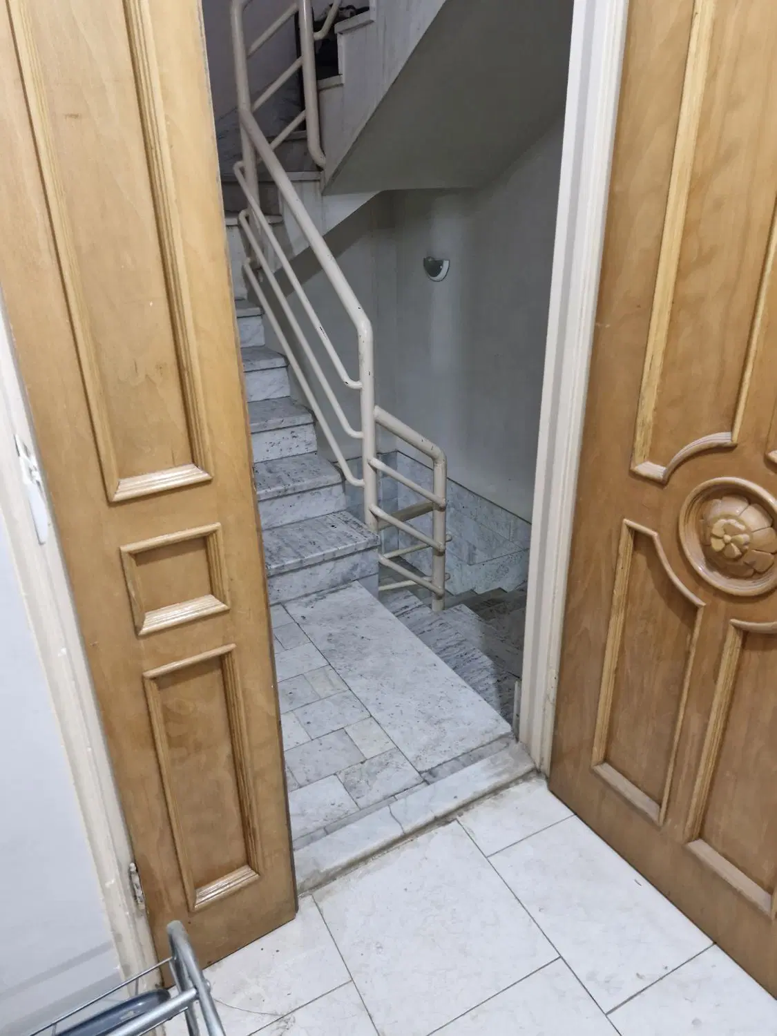 فروش یا رهن کامل