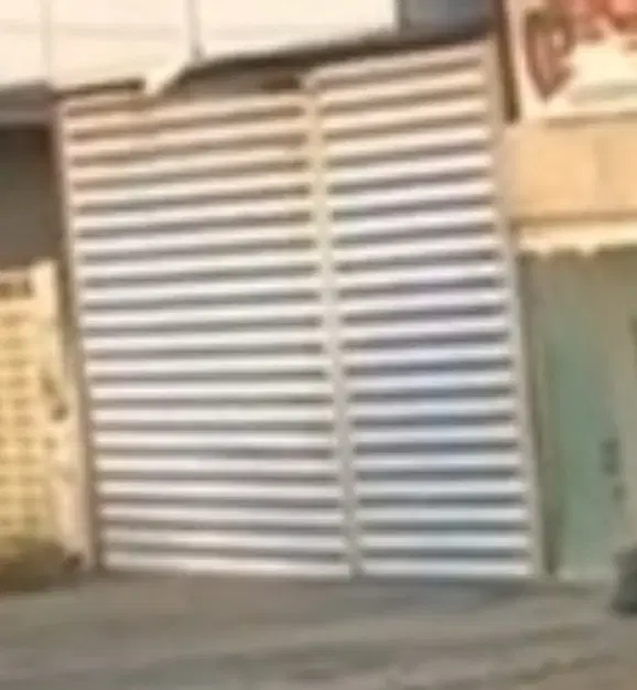 یک باب مغازه مکانیکی  تجاری