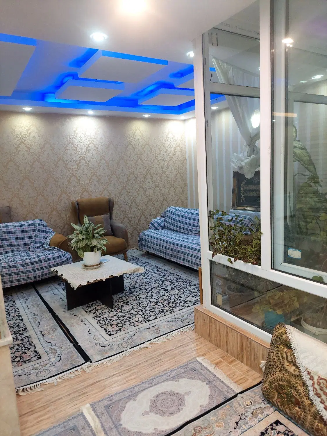 خانه در ننله واقع درکوچه همن ۱