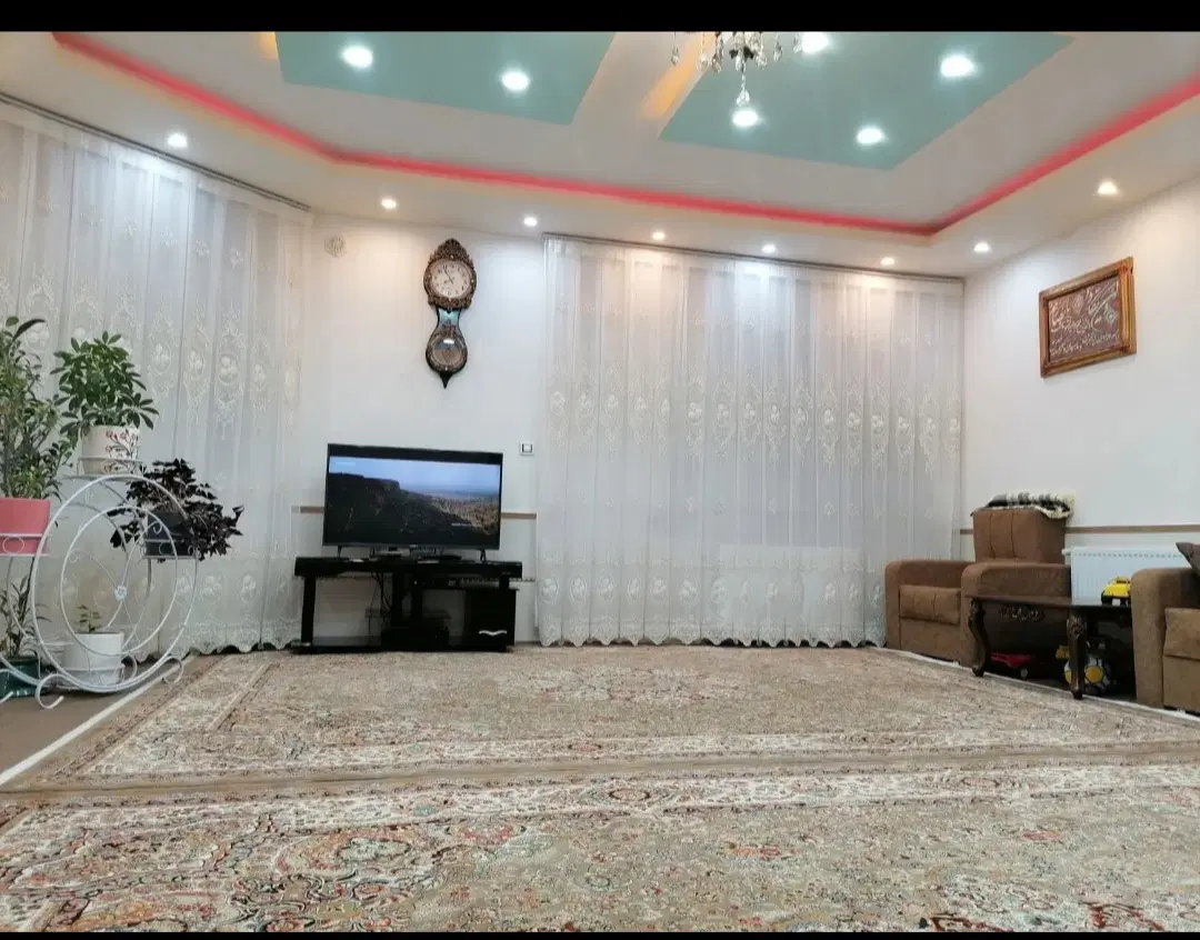 فروش ملک ۲ طبقه در کهریزه سقز