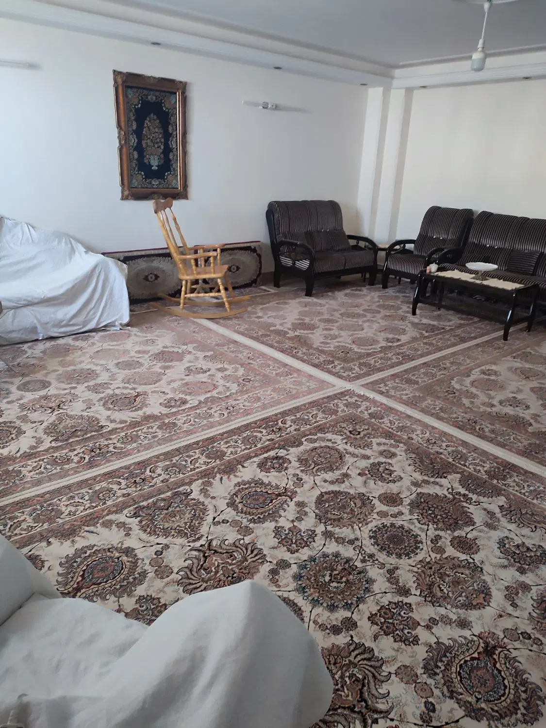 یک واحدآپارتمان فروشی