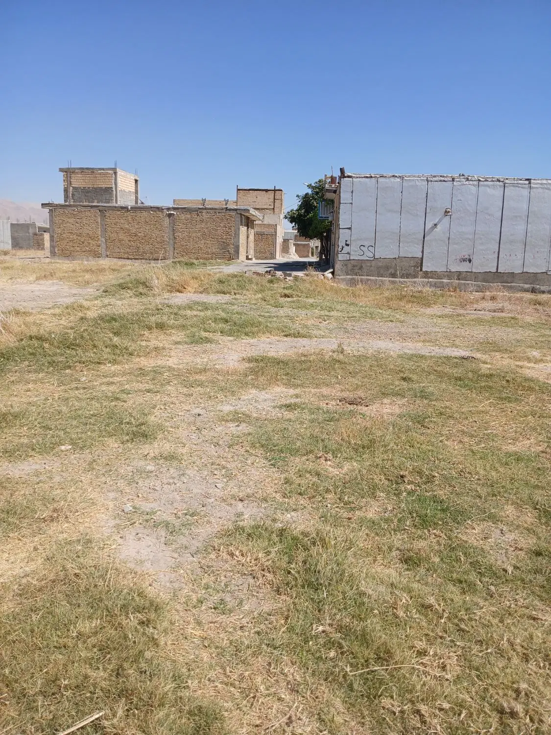 140 زمین