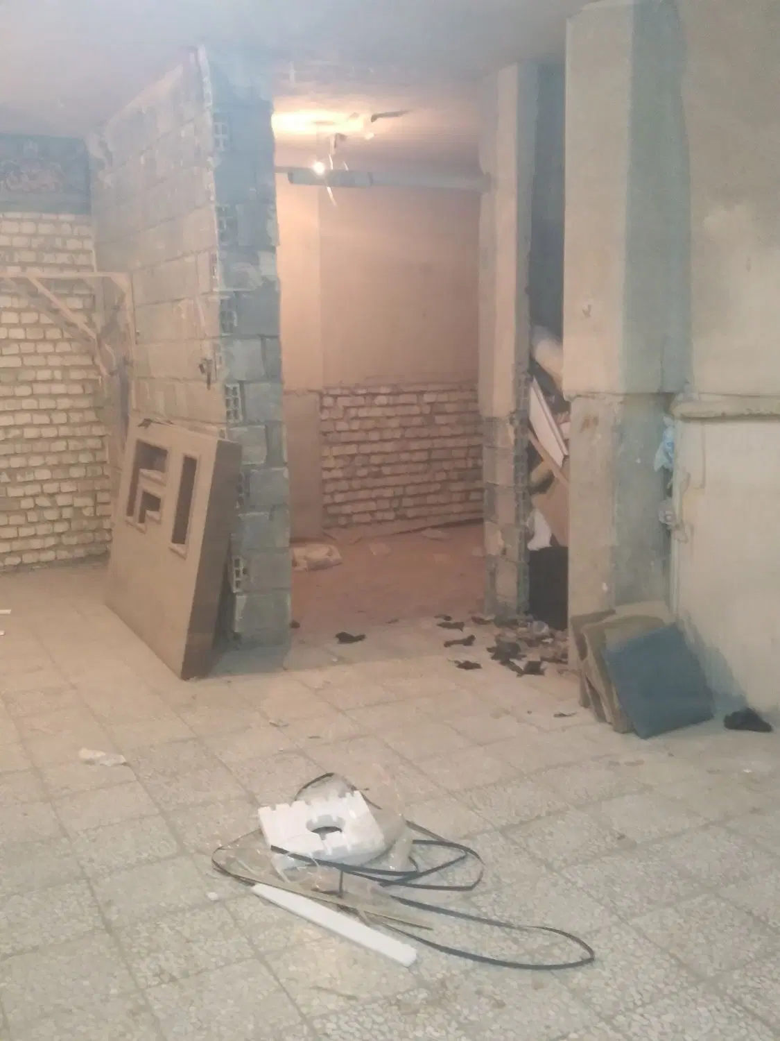 اجاره کارگاه انبار رهنان خ امام رضا