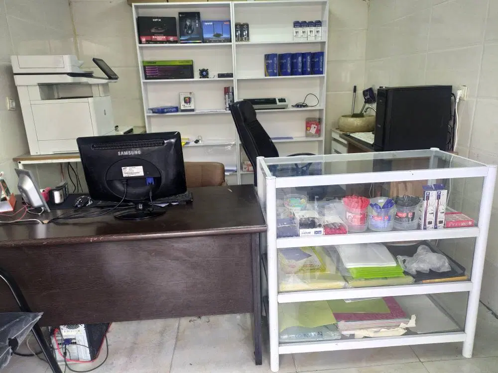 اجاره میز تعمیرات موبایل در کافی نت پادرا