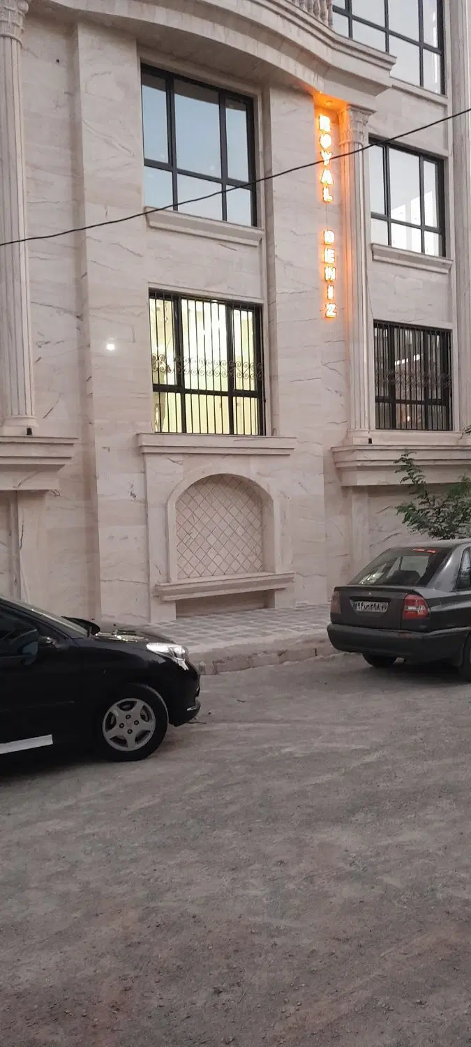 اپارتمان ۹۴متری