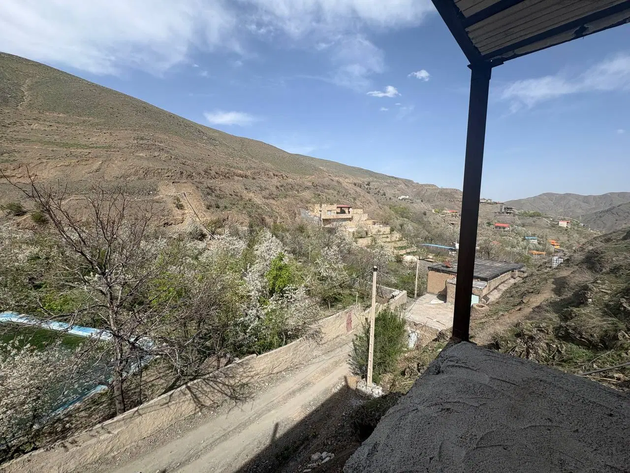 خانه نیمه ساز زشک ۵