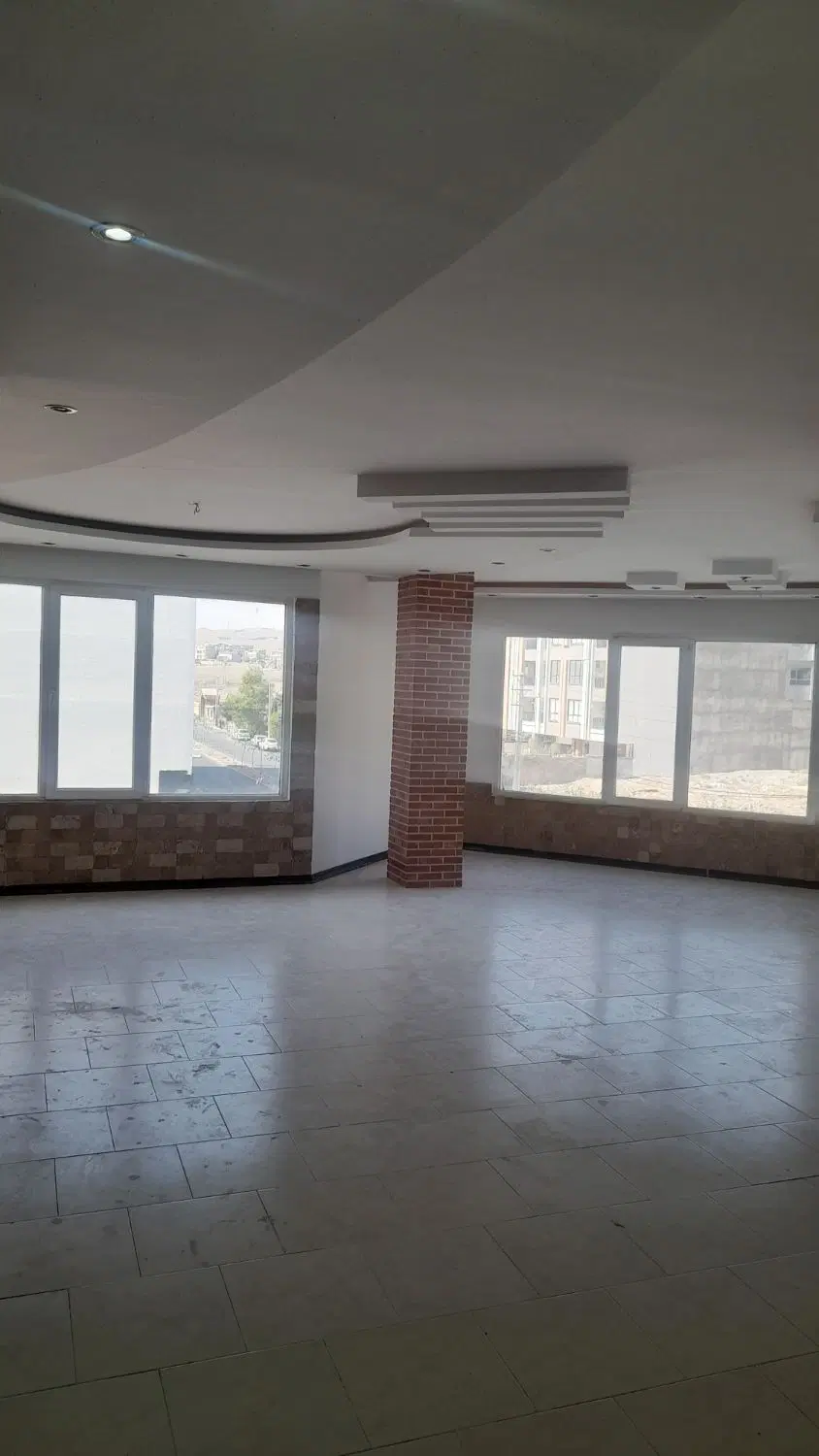 ۱۳۵متر ۲ خواب سند تک برگ باغستان غربی
