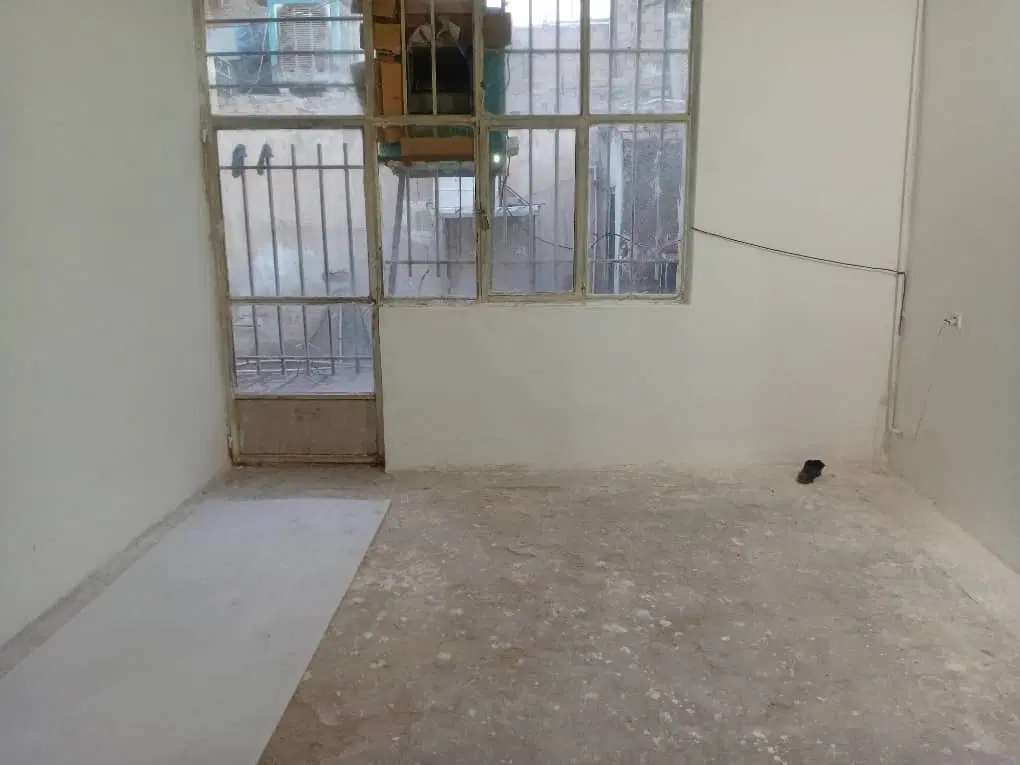 اجاره و فروش یک باب منزل ویلایی دربست