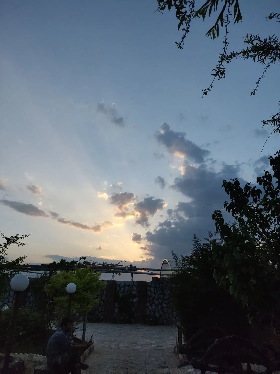 منزل مسکونی ویلایی