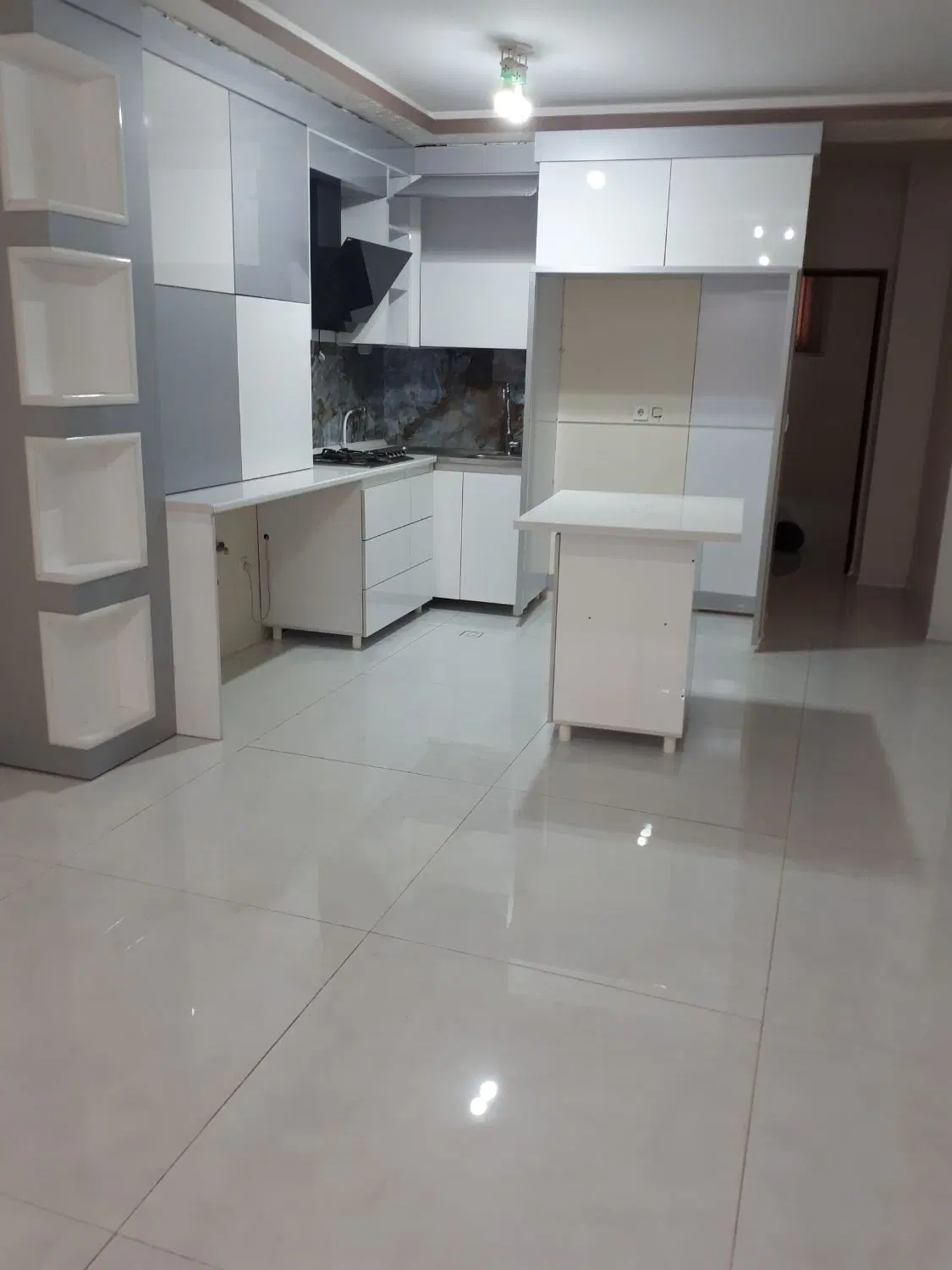 راهن و اجاره ۷۰ متری خیابان کشاورزی