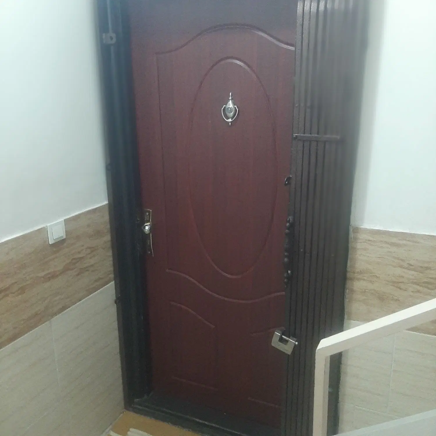 رهن کامل ۲ طبقه با پارکینگ در گلستان