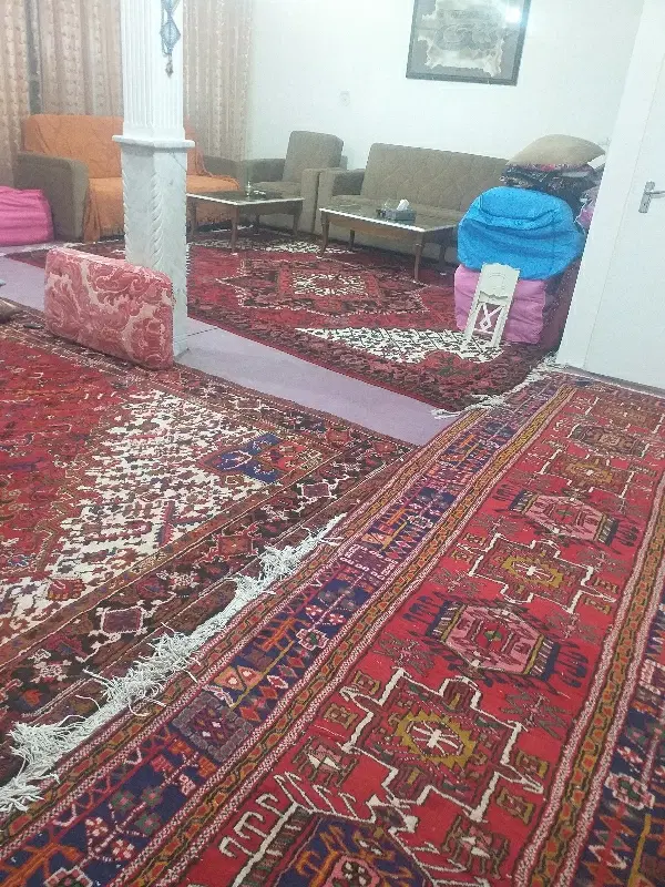 حیاط در بارنج