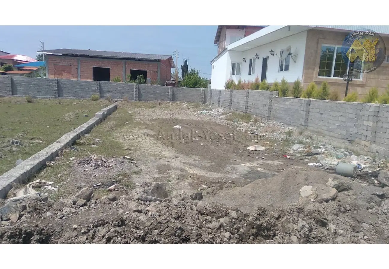 زمین مسکونی