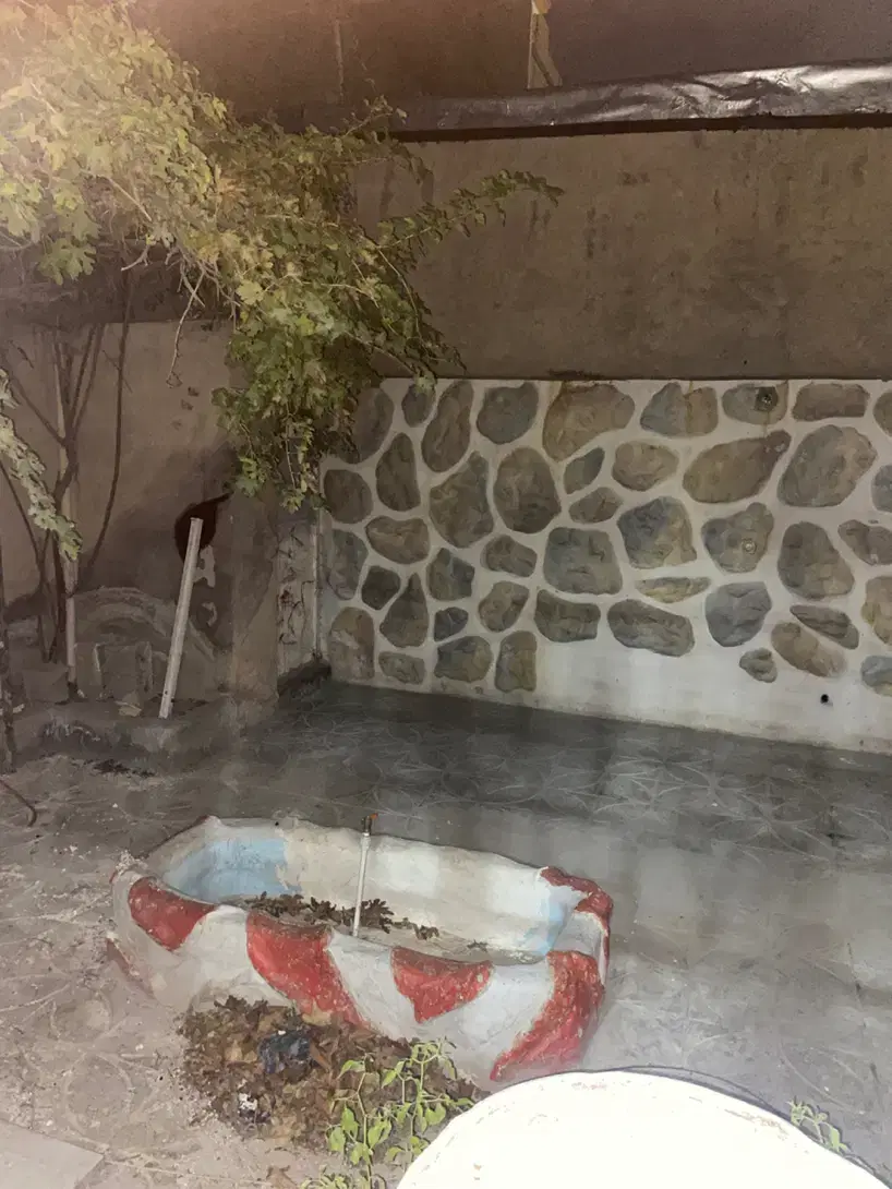 آپارتمان ۸۵متر با ۴۵ متر حیاط ۱۳۰متر