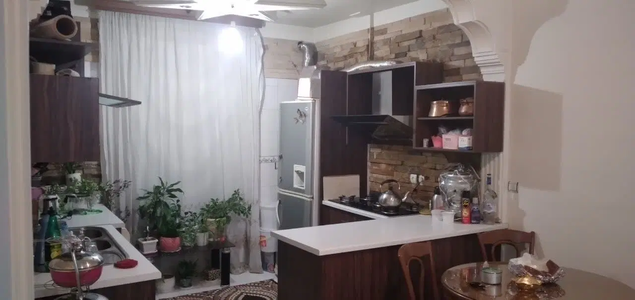 آپارتمان تک واحدی