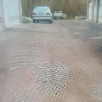 یک زمین ۳۳۰ متری در ناصرلدین