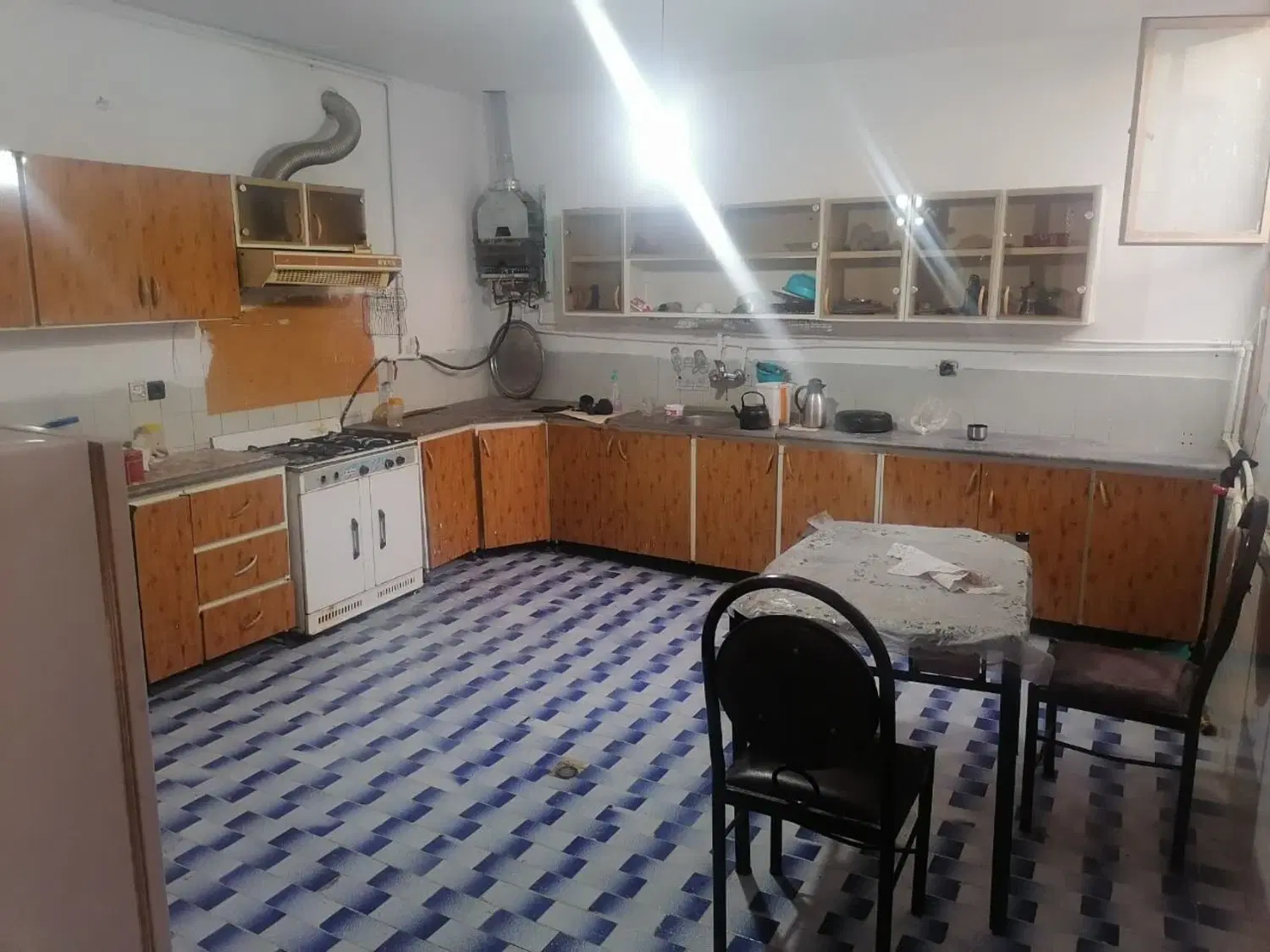 فروش 2 واحد مسکونی سرهم داران خیابان گلستان شهدا