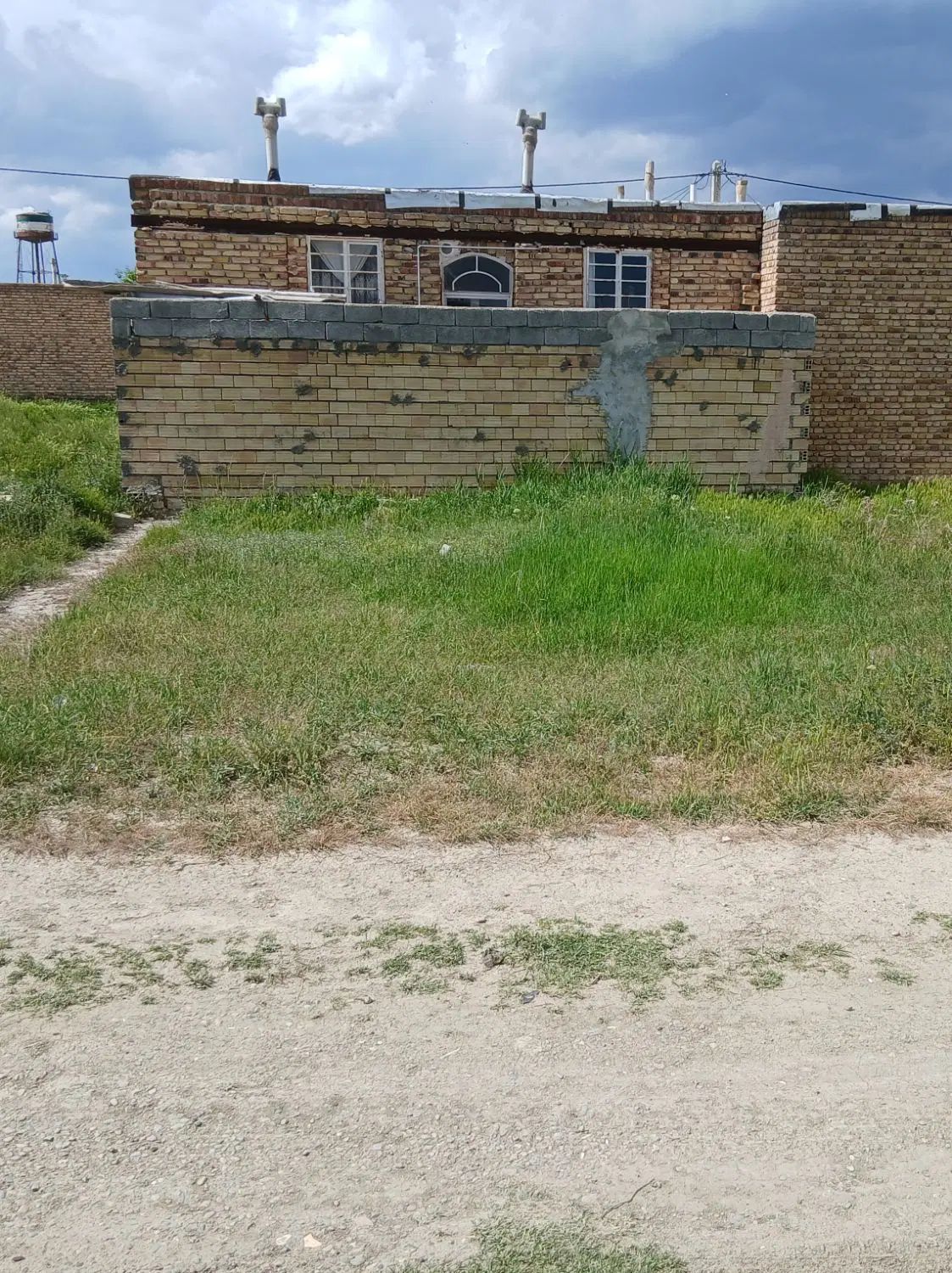 زمین خالی  در ناحیه