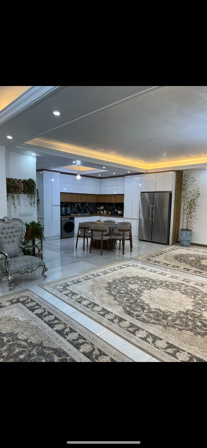 ۱۲۵ متر_بر اصلی خیابان_ پارکینگ فوق اختصاصی