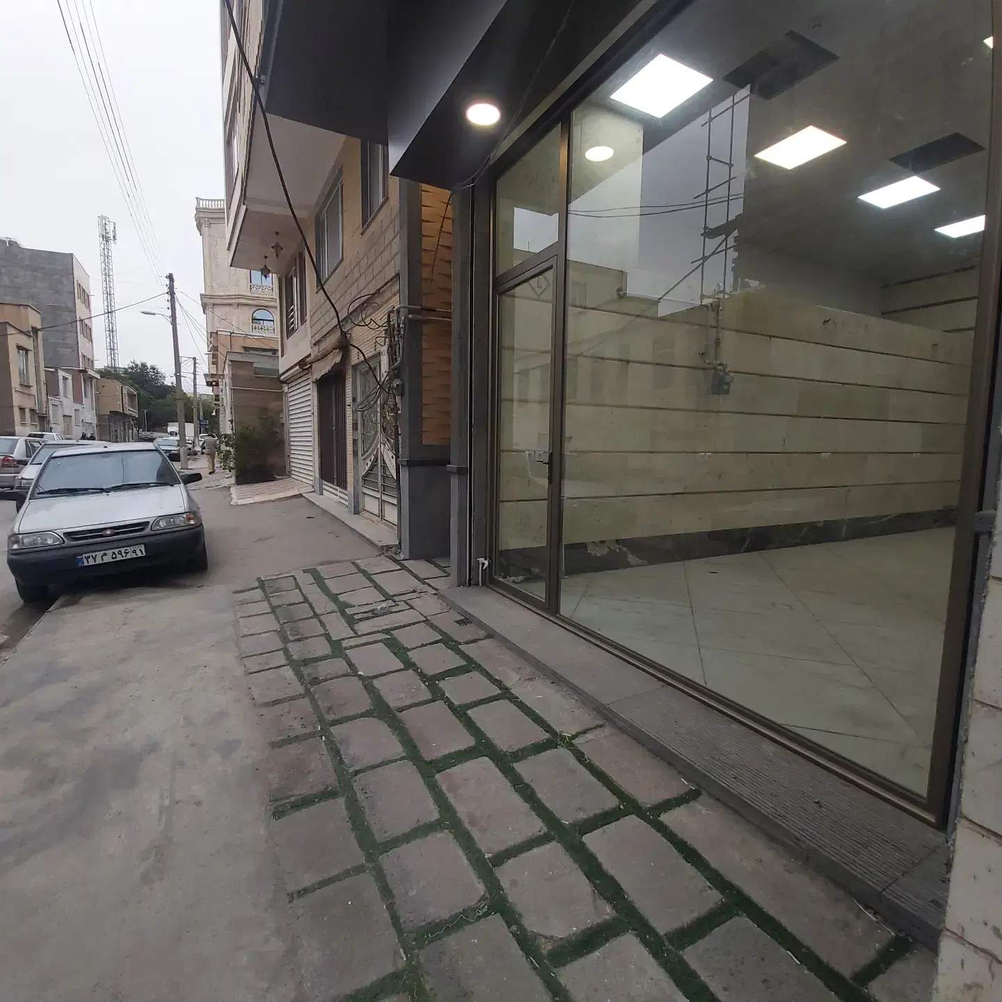 اجاره مغازه پشت پارک آرتا ۴۰ متری