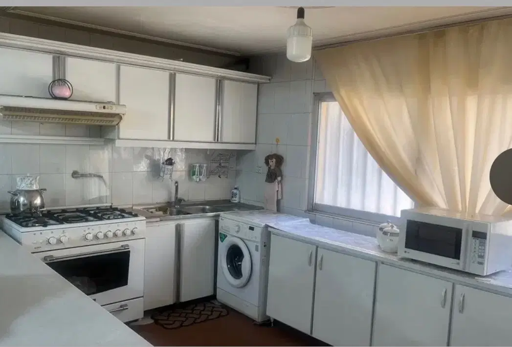 چهارباغ بالا سعادت آباد دوخواب همکف حیاط اختصاصی