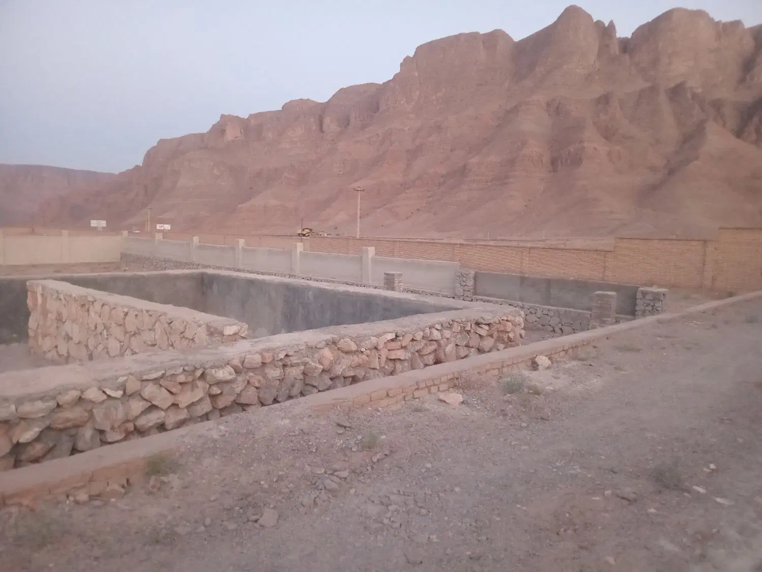 زمین خونه باغ اسلامیه تفت