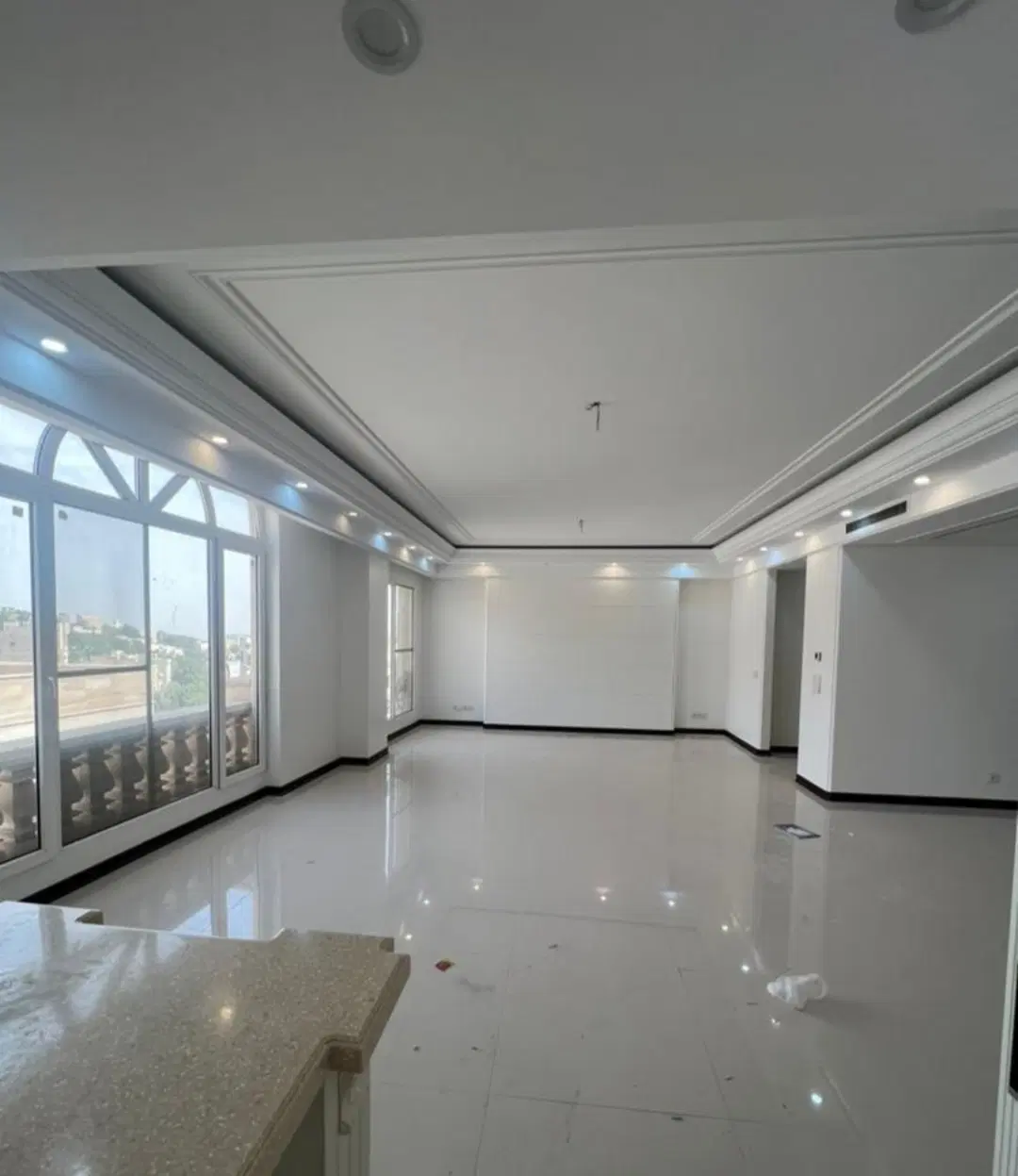 برج باغ دوقلو ۱۰۰ متر دوخوابه سند دار