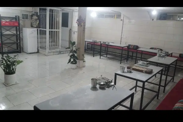 اجاره مغازه ۲۰۰ متری