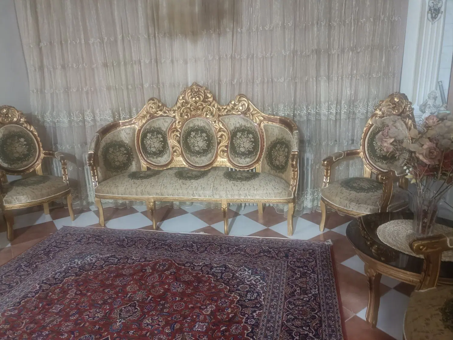 آپارتمان نود و دو متری