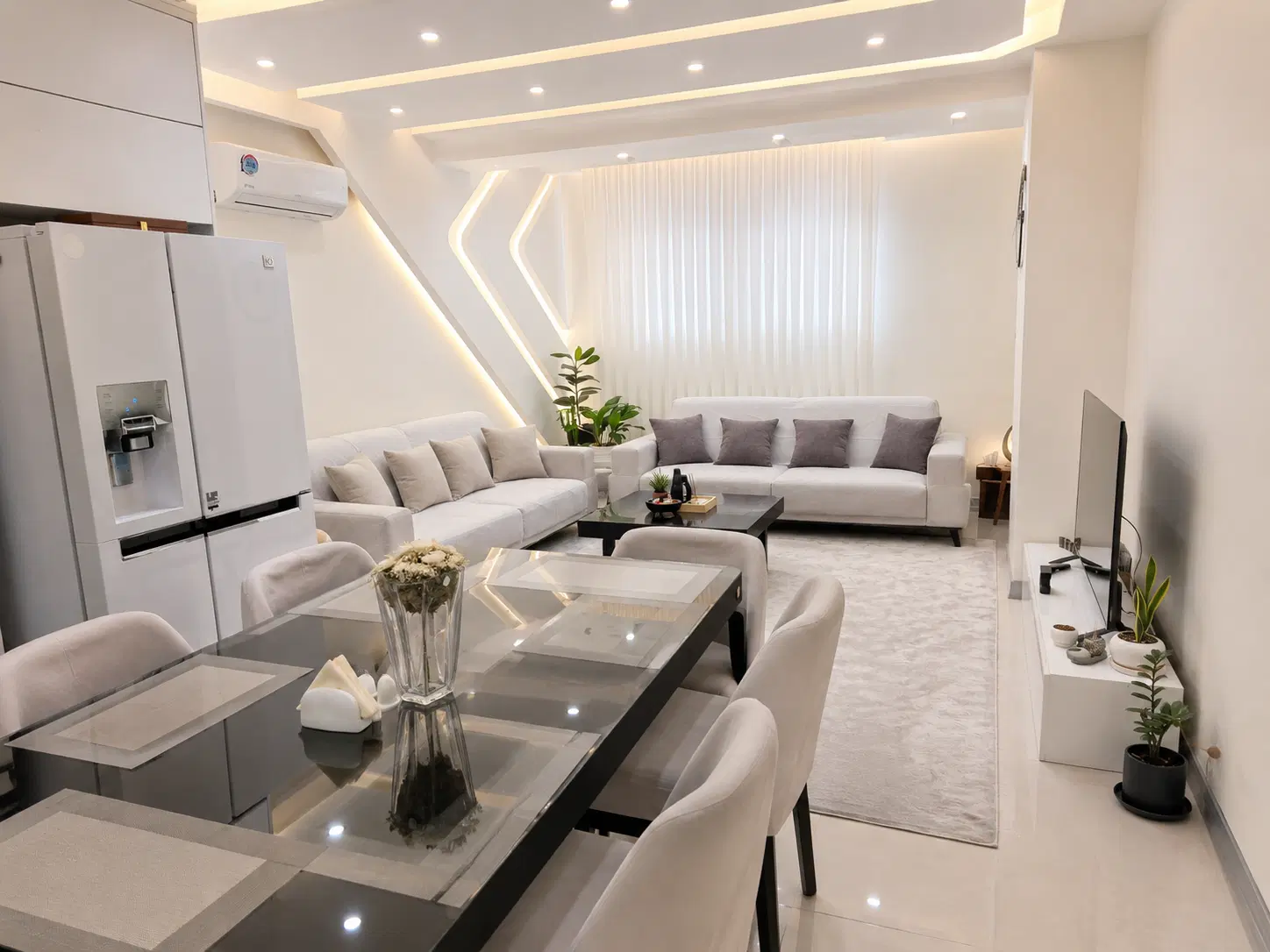 آپارتمان شیک و مدرن  ۲ خواب مستر خوش نقشه