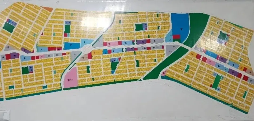 زمین ۱۸ متری گلشهر