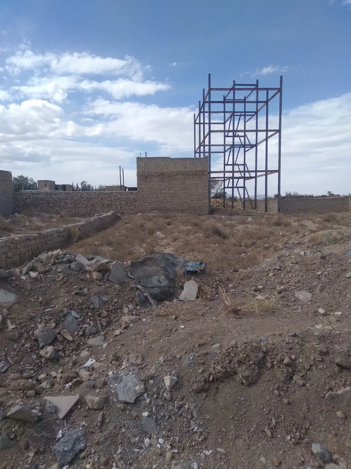 زمین فروشی مهردشت