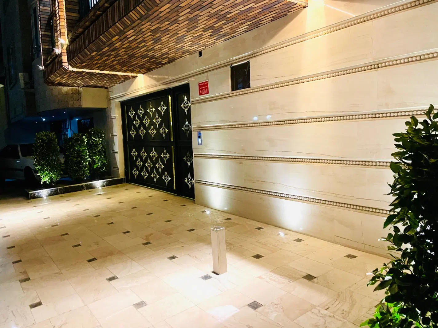 اپارتمان ۱۶۰ متری کلید نخورده در فاز۴مهرشهر