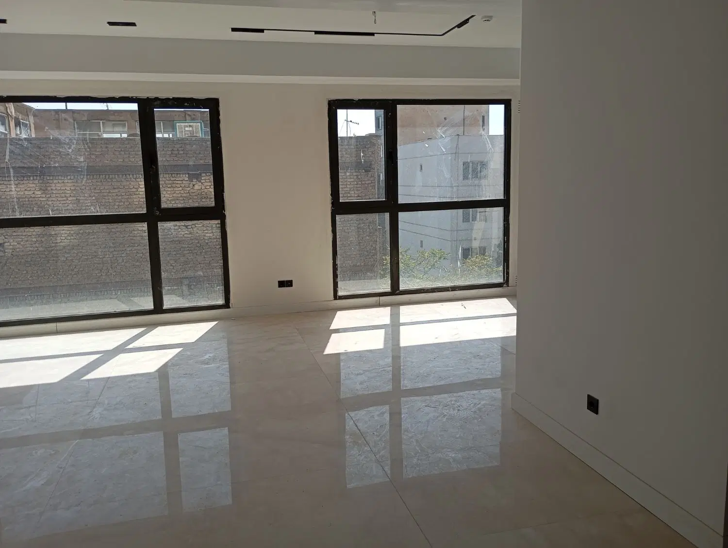 120 متر آپارتمان تک واحدی کلید نخورده آرژانتین
