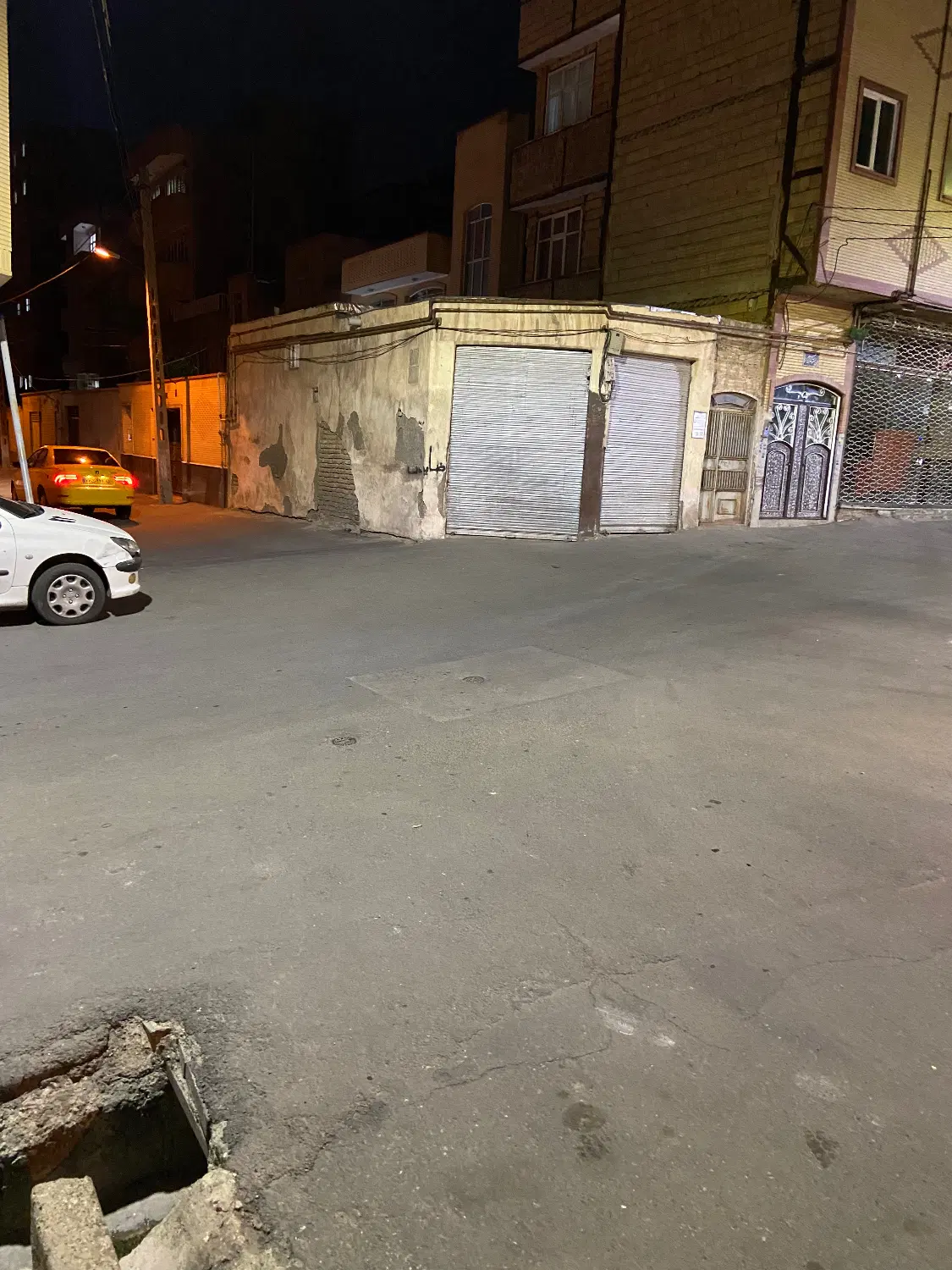 فروش مغازه وانباری ۵۵ متری