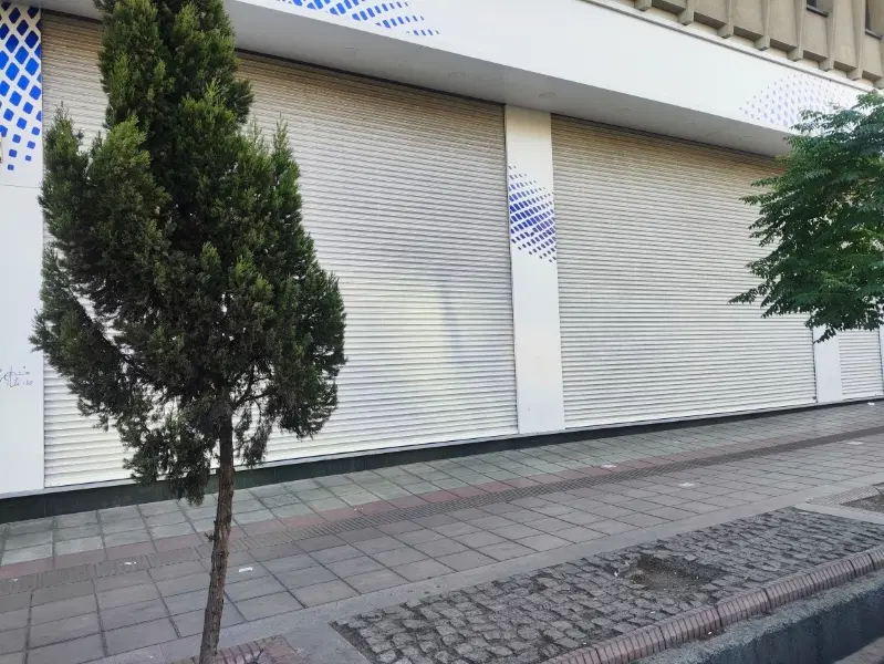 تجاری (مغازه) 120 متر بر 20 مناسب نمایشگاه
