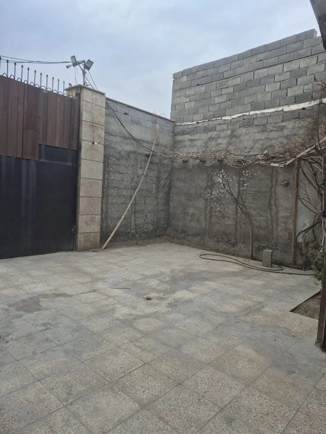 اجاره سالن خرپا