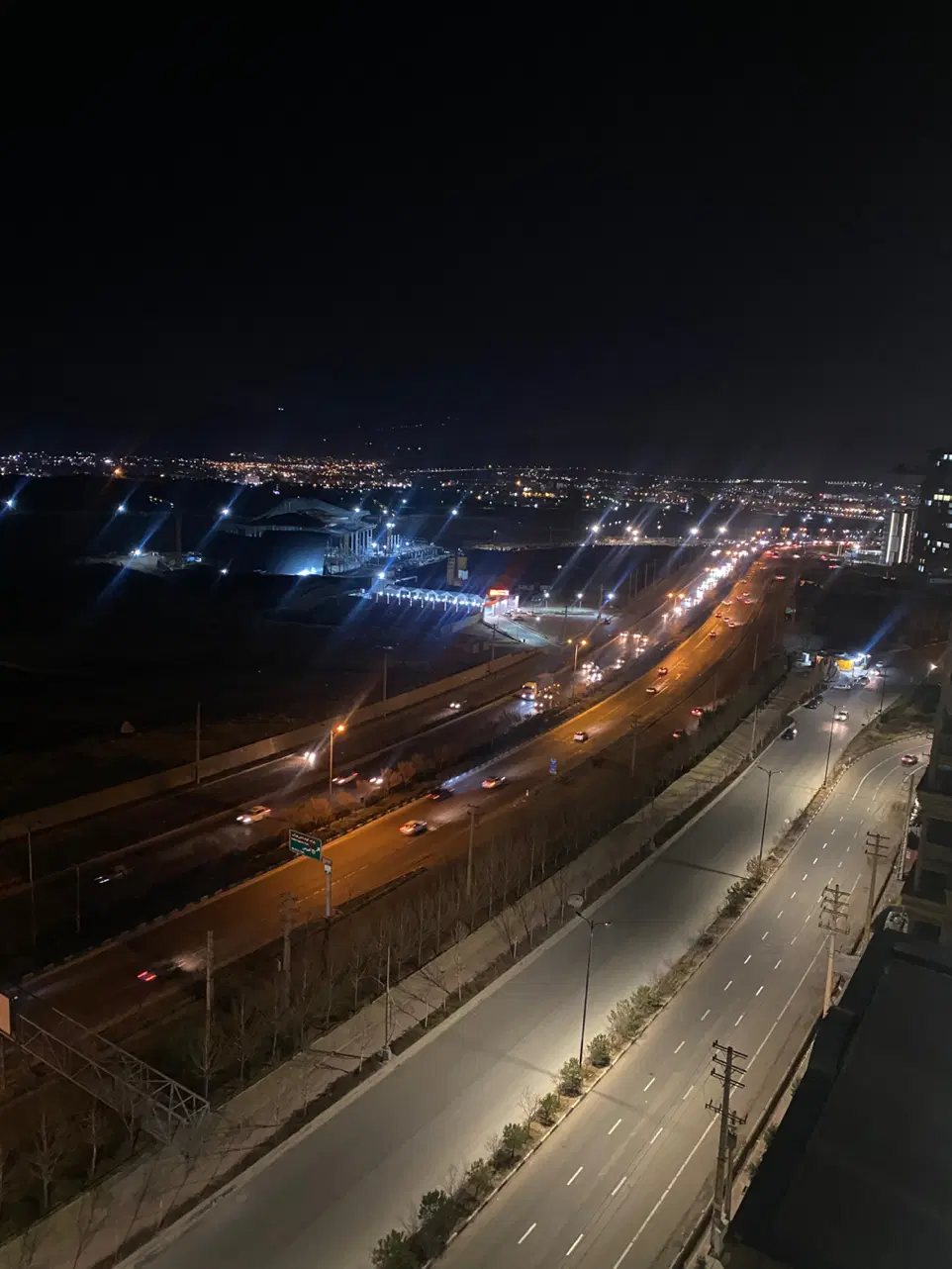 پنت هاوس ۳۰۰ متر با ۱۵۰ متر حیاط(فرنیش)
