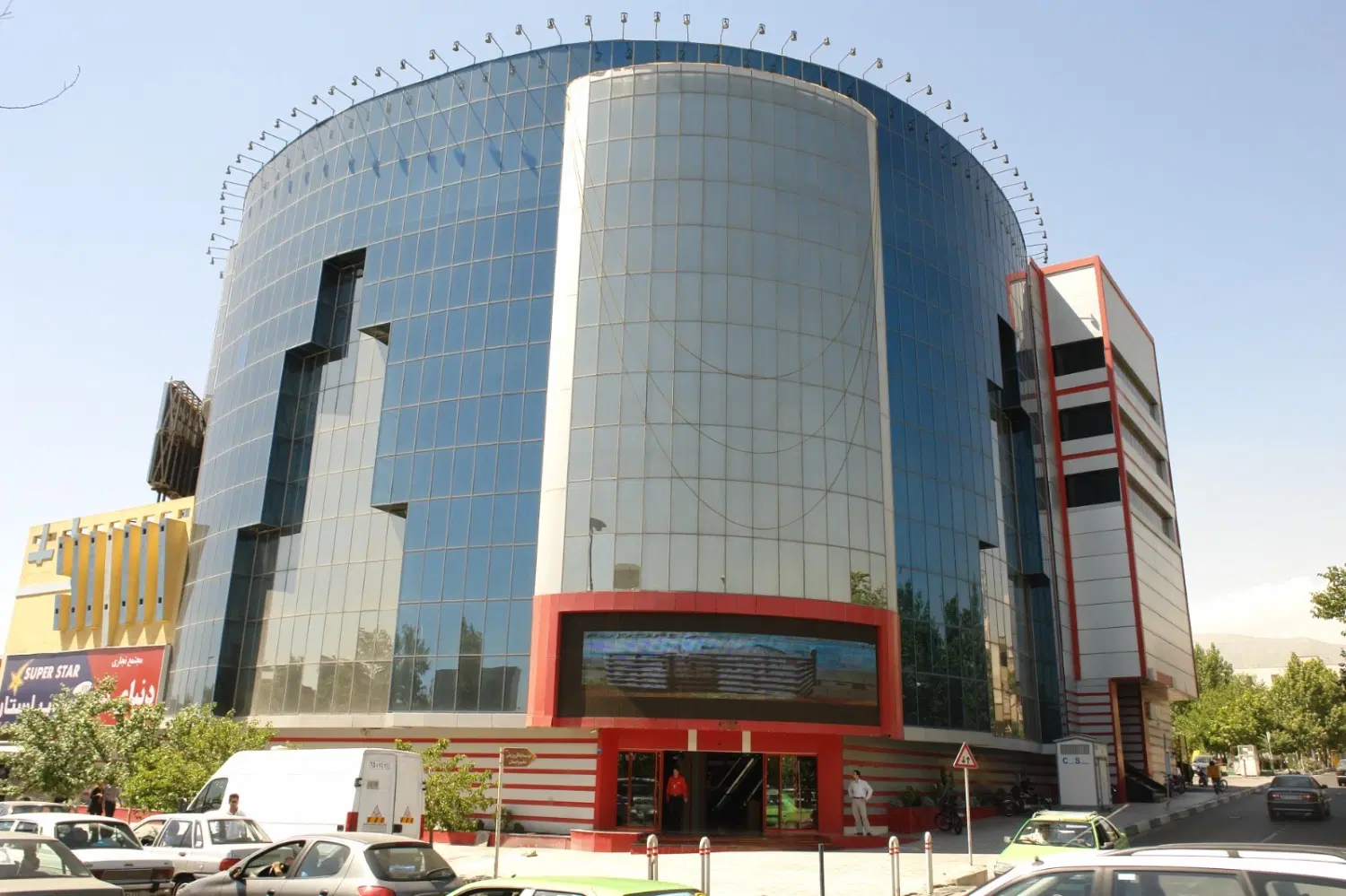 ۲۰ متر تجاری_اجاره منفی ۱