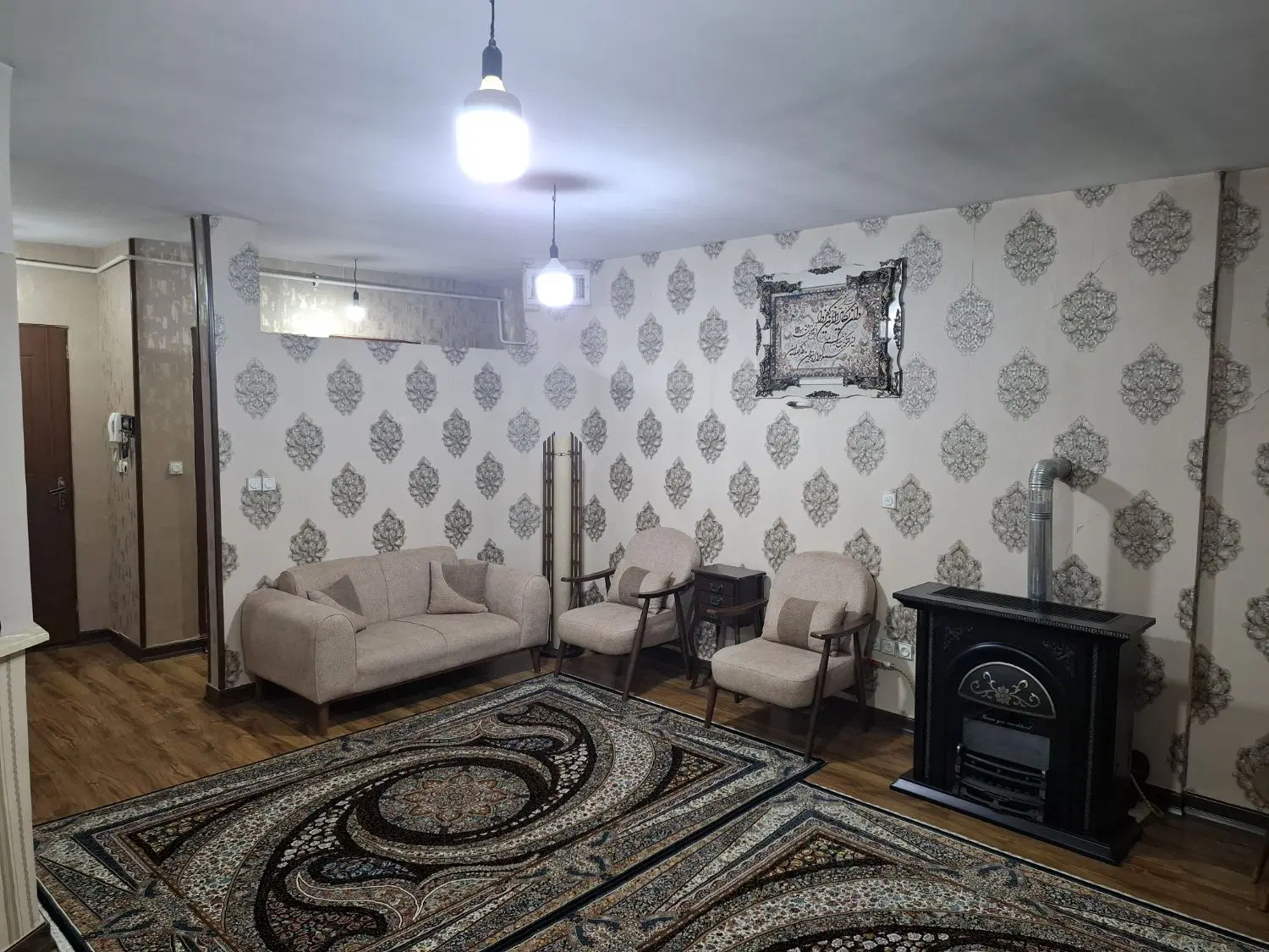 آپارتمان 80 متری طبقه 4 سند دار