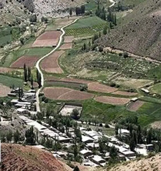 معاوضه با ماشین روستای چهارباغ۷۵۰ متر