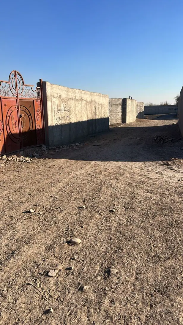 فروش چهاردیواری _۴۳۰ متر _ پشت برجاده _ شاهدشهر_