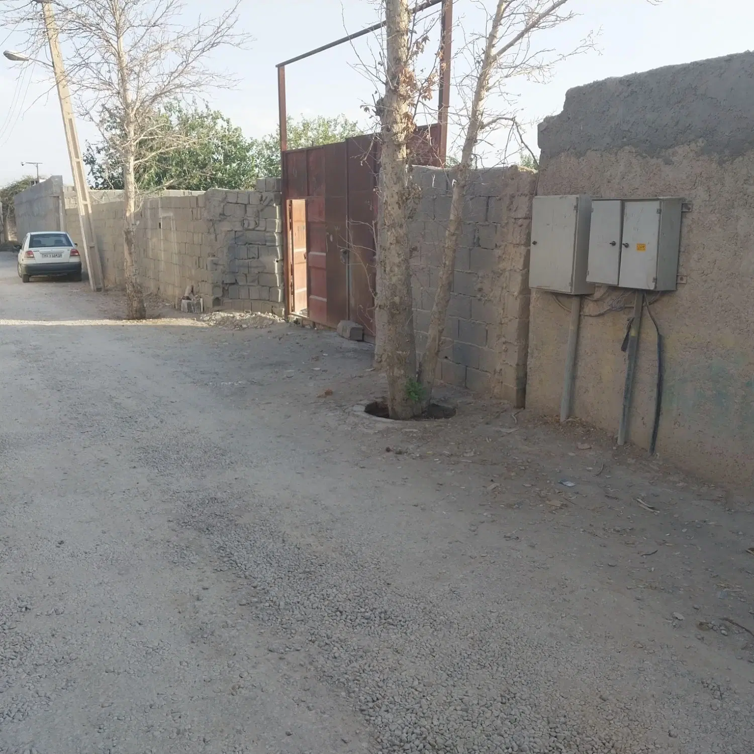 اجاره دادن زمین چهار دیواری