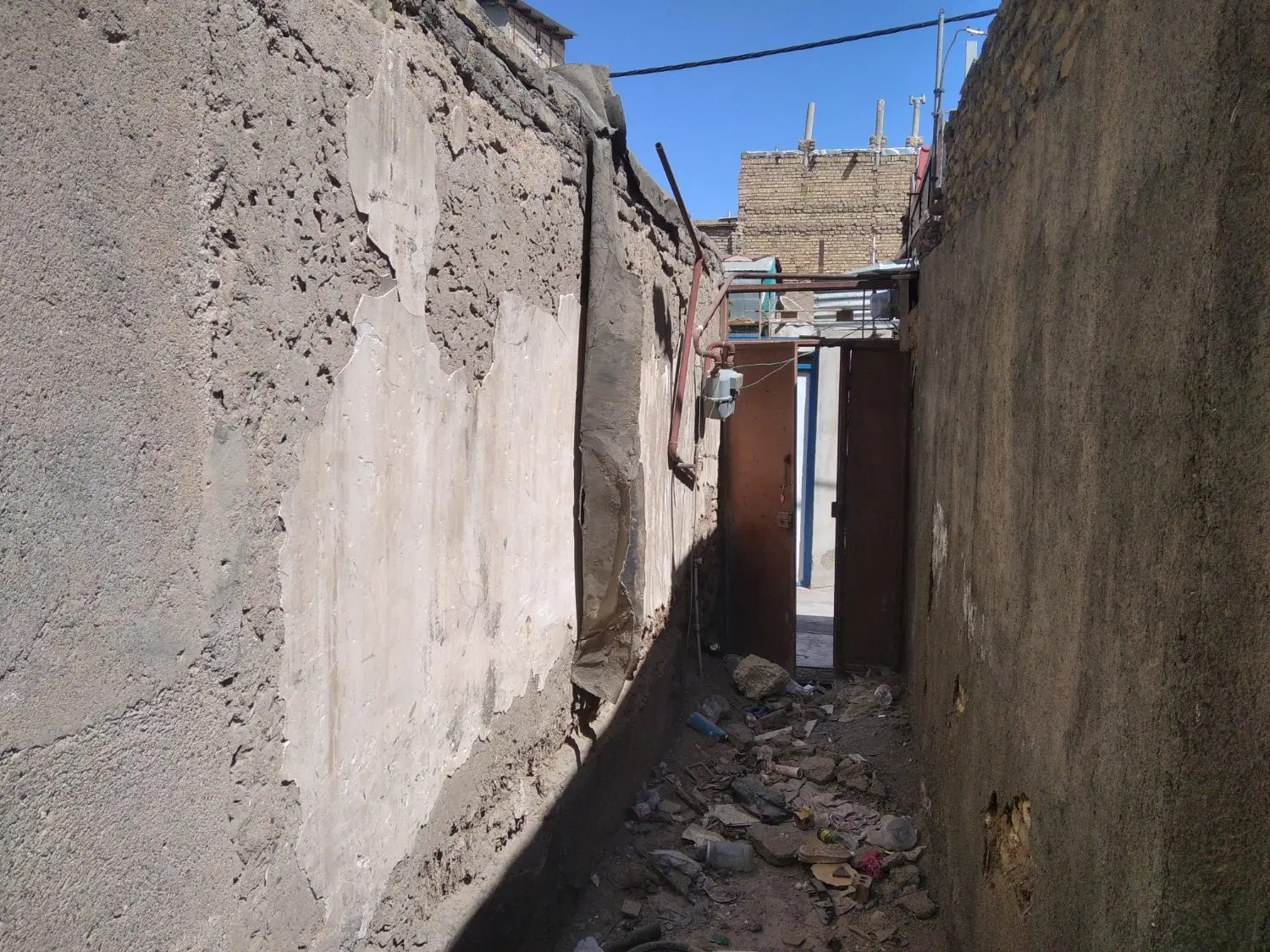 3طبقه نیمه کاره