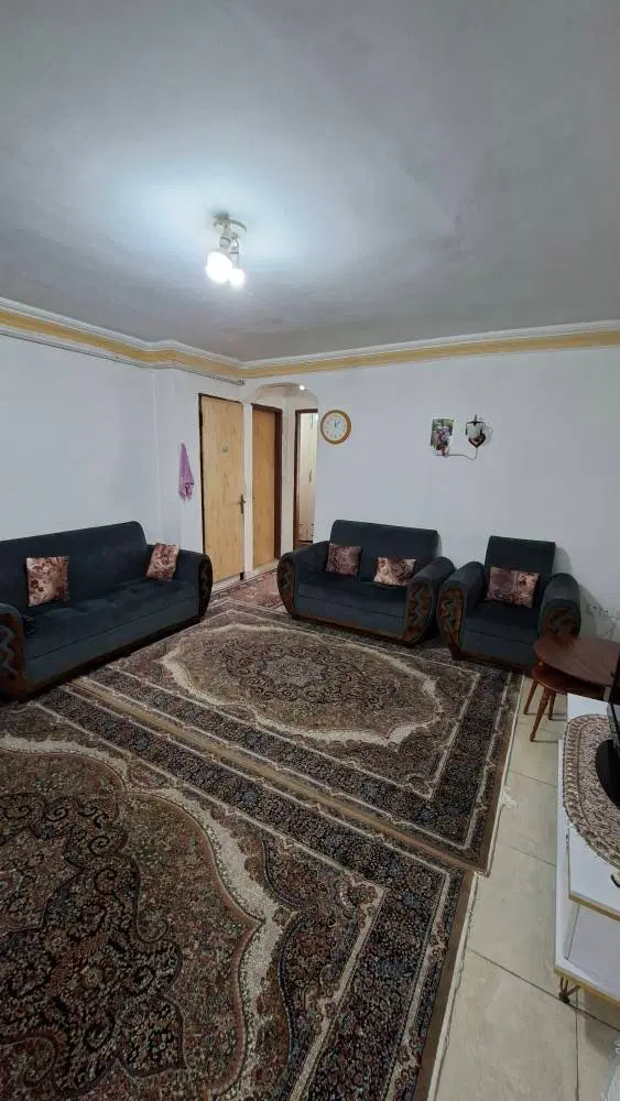 آپارتمان ۶۸متری معلم (میدان سرگل)