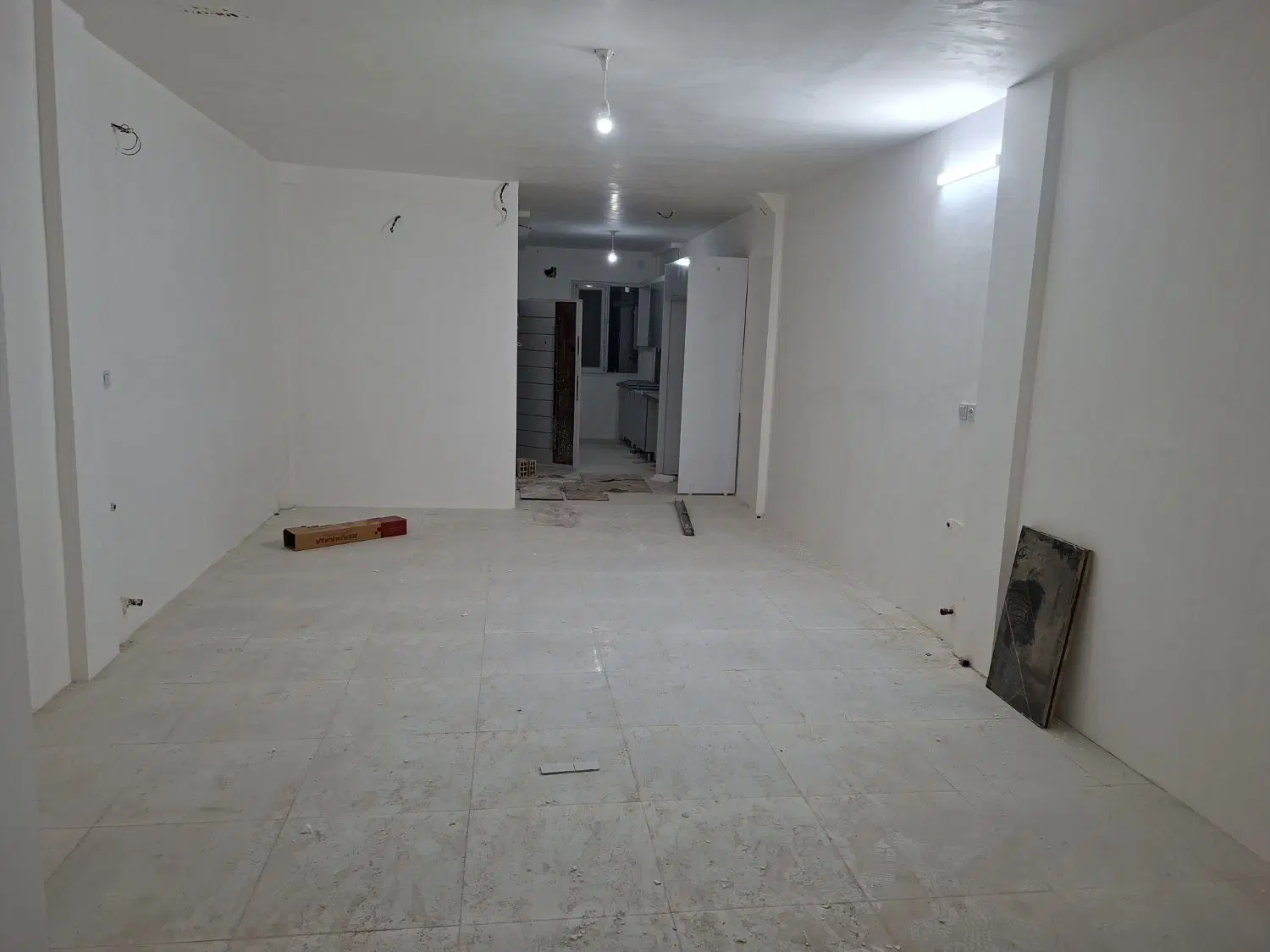 آپارتمان ۱۰۵ متری کلید نخورده