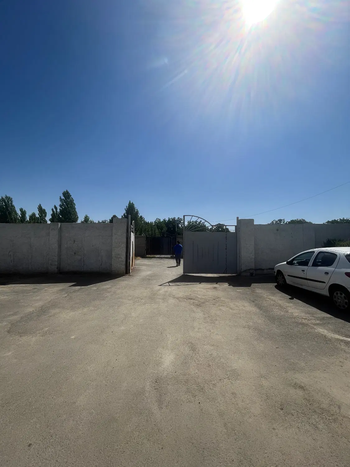 زمین چهاردیواری چهارباغ ۱۲۶۲