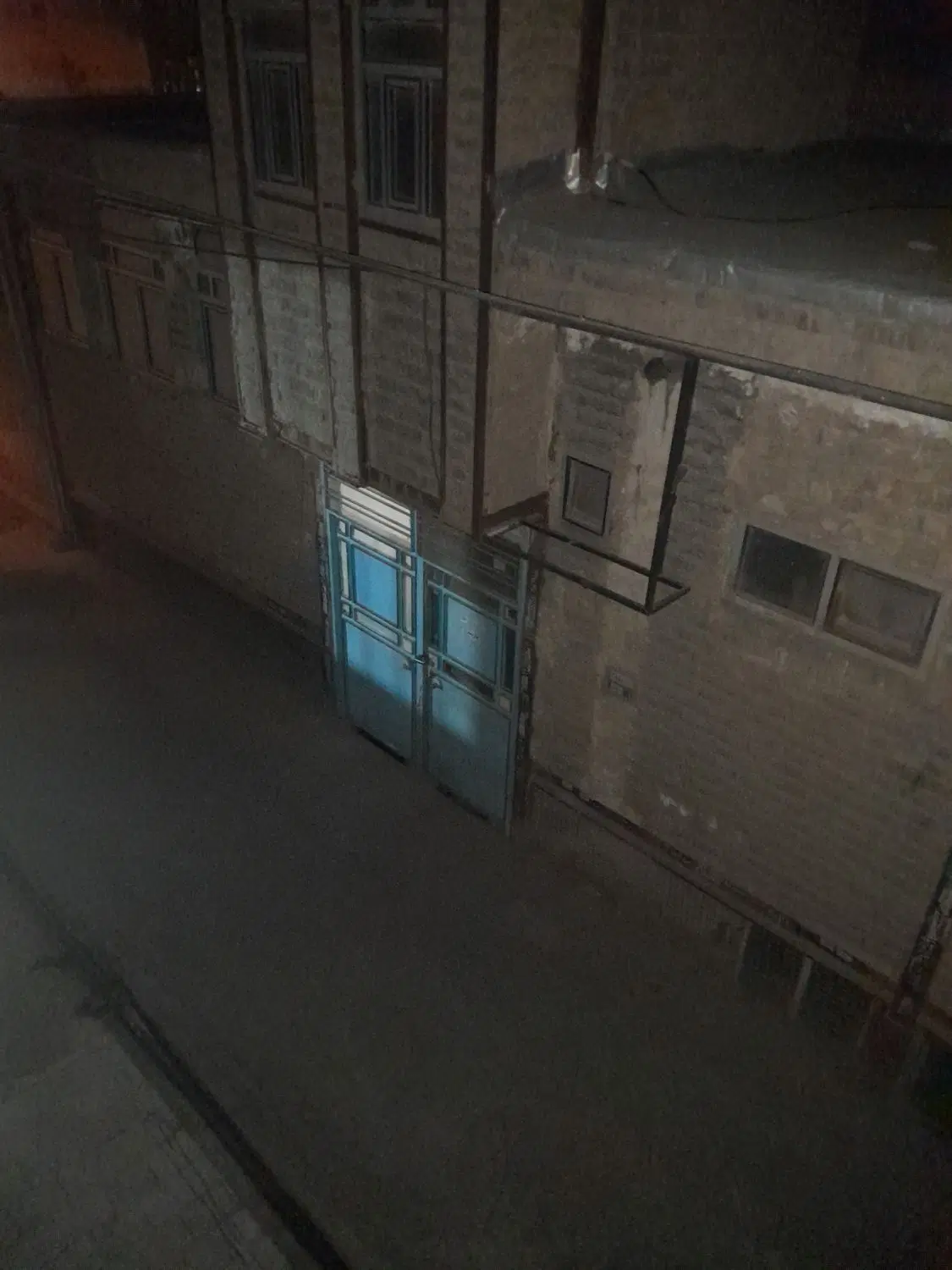 زیر زمین ۹۲ متر